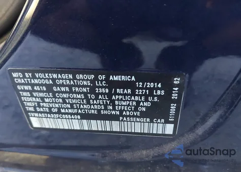 2015 Volkswagen Passat 1.8T Wolfsburg Edition z USA, uszkodzony, nr VIN 1VWAS7A32FC055408